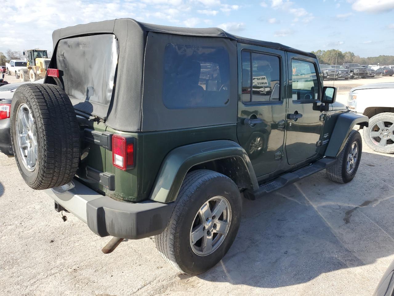 Obraz 3 z 2008 JEEP WRANGLER UNLIMITED SAHARA 2008 z VIN 1J4GA59178L650291