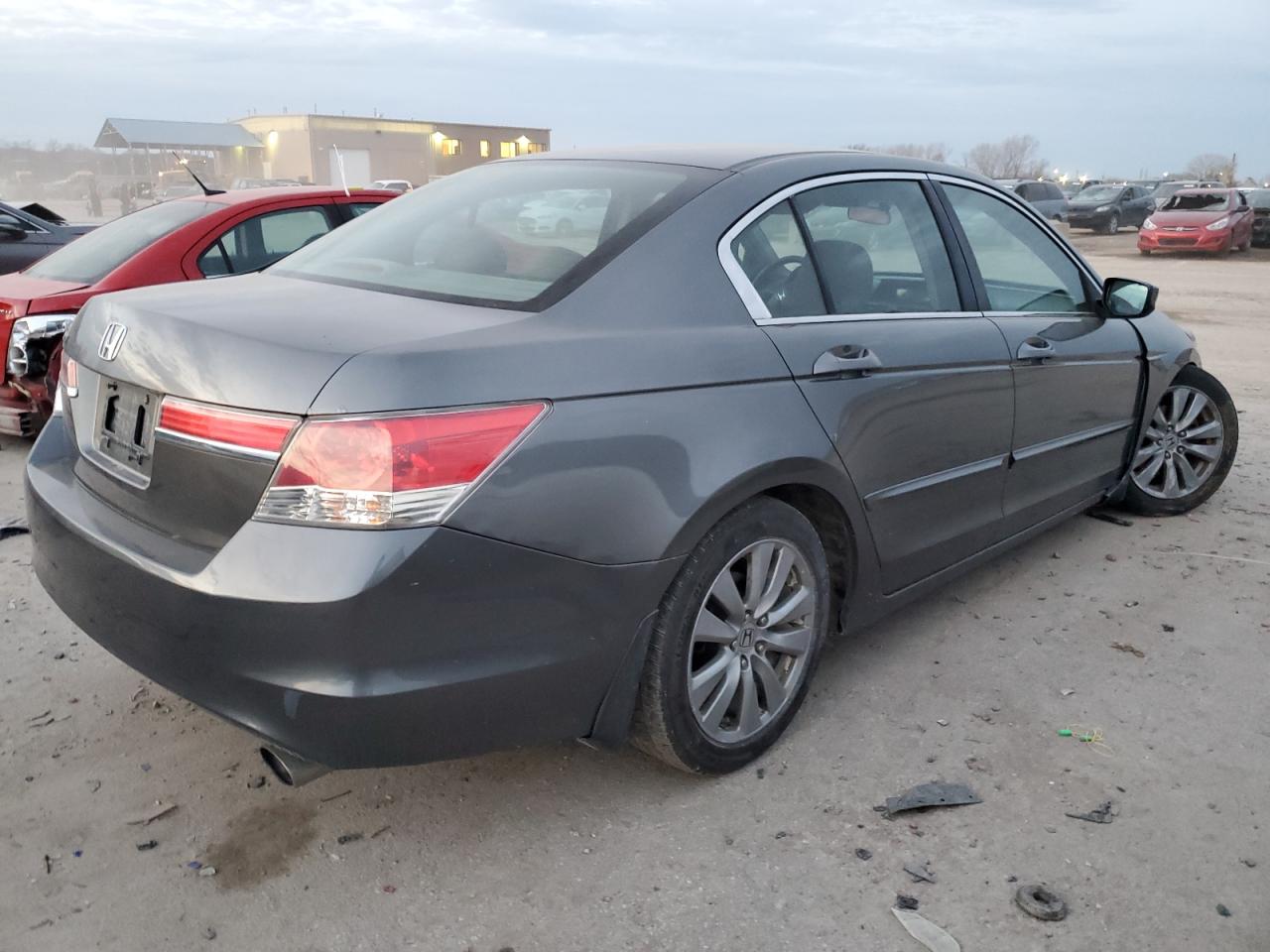 Image 3 of 2011 HONDA ACCORD EX 2011 with VIN 1HGCP2F73BA072625
