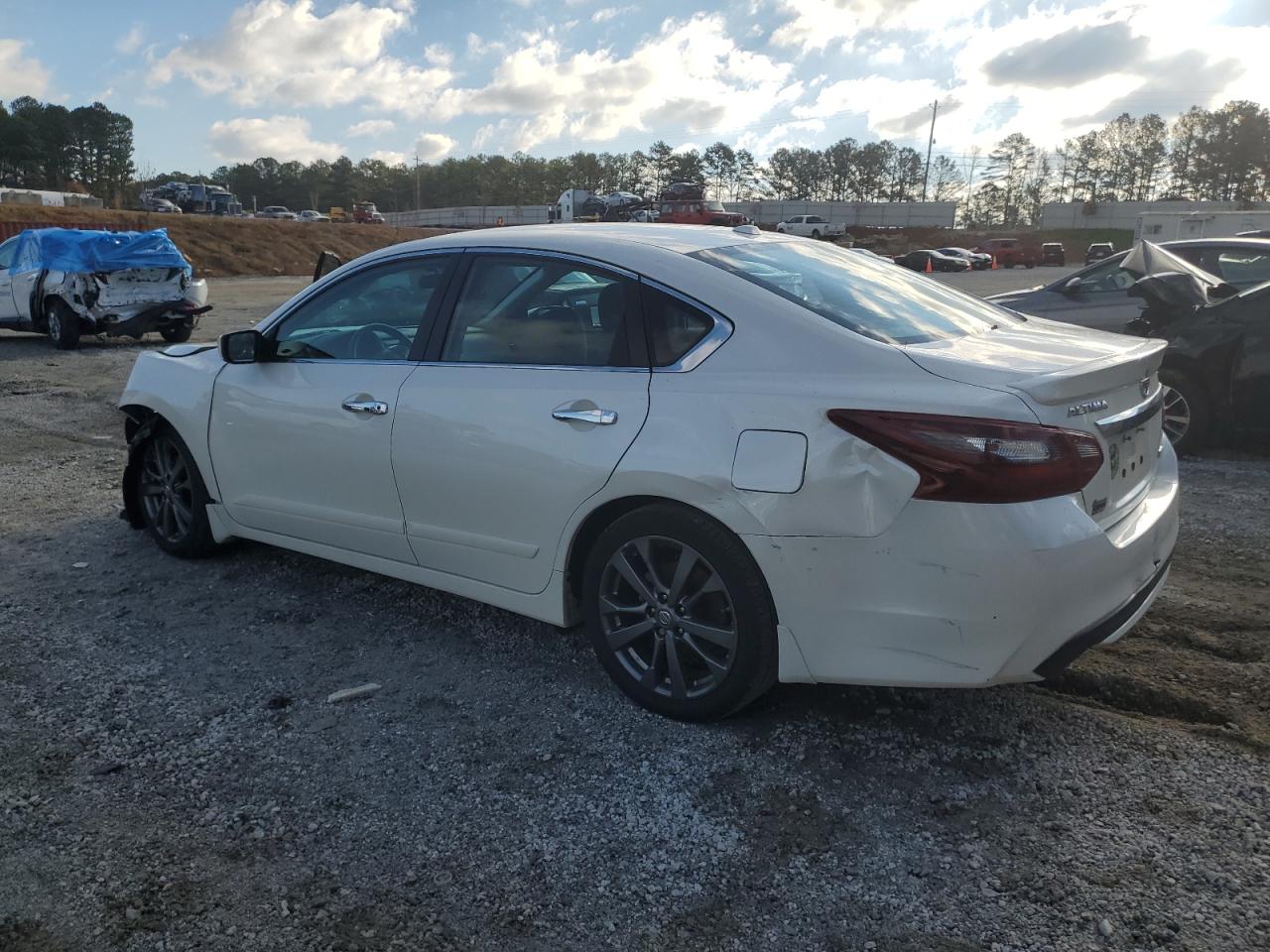Image 2 of 2018 NISSAN ALTIMA 2.5 2018 with VIN 1N4AL3AP1JC280039