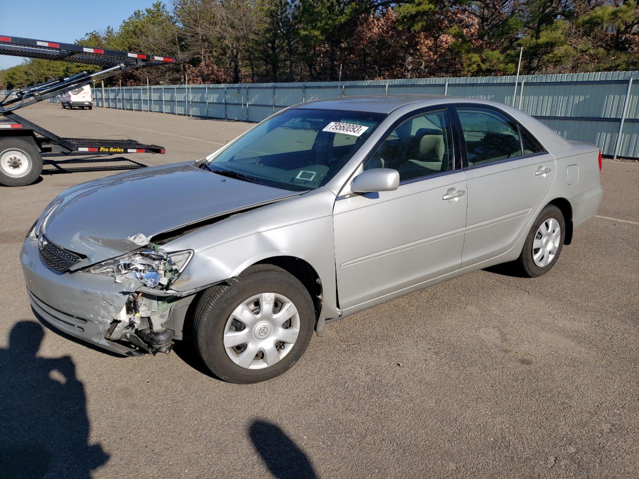 Obraz 1 z 2004 TOYOTA CAMRY LE 2004 z VIN 4T1BE32K74U293979
