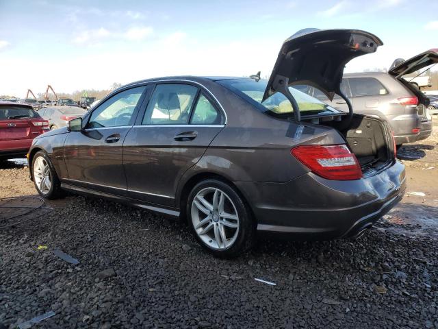 Obraz 2 z 2013 MERCEDES-BENZ C 300 4MATIC 2013 z VIN WDDGF8AB1DG079144