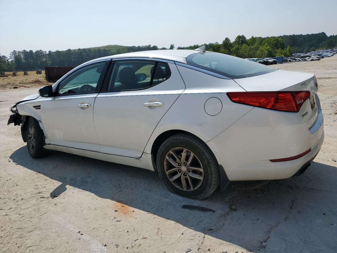 Obraz 2 z 2013 KIA OPTIMA LX 2013 z VIN KNAGM4A78D5327404