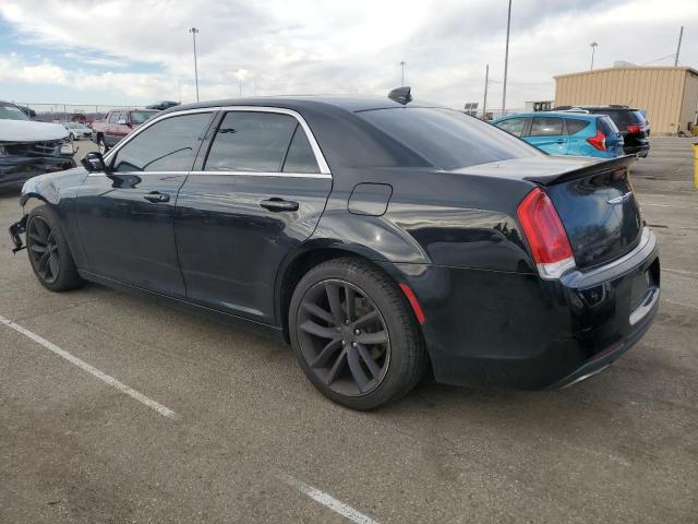 Obraz 2 z 2017 CHRYSLER 300 LIMITED 2017 z VIN 2C3CCAAG2HH662115