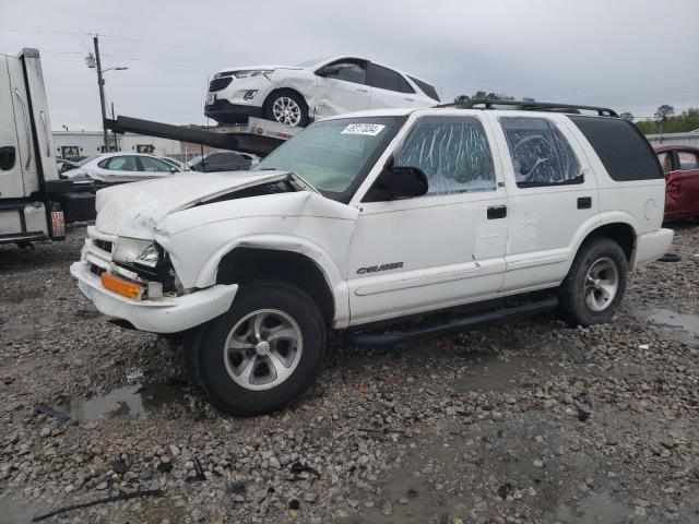 Obraz 1 z 2002 CHEVROLET BLAZER  2002 z VIN 1GNCS13WX2K135093
