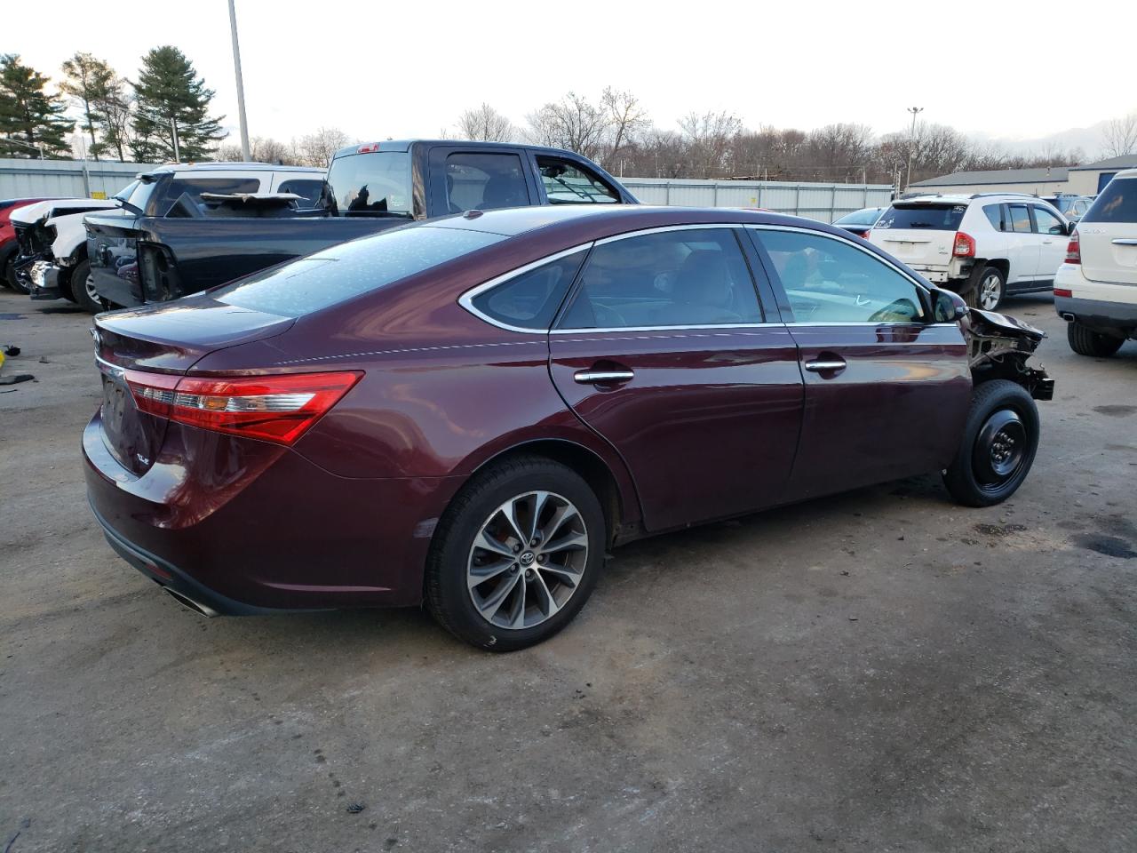 Изображение 3 2016 TOYOTA AVALON XLE 2016 с VIN 4T1BK1EB9GU223154