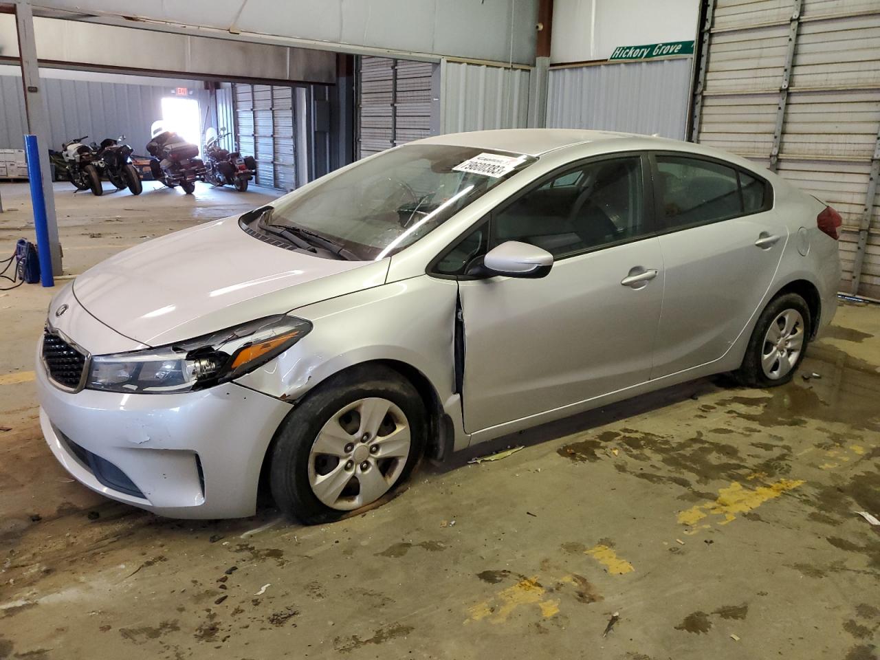 Obraz 1 z 2017 KIA FORTE LX 2017 z VIN 3KPFK4A75HE034252