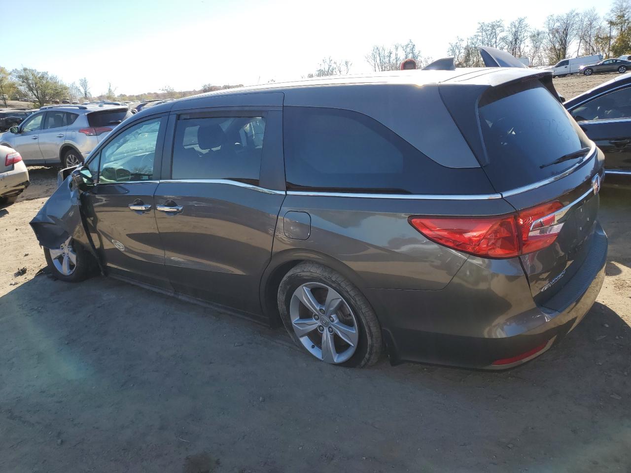 Image 2 of 2019 HONDA ODYSSEY EXL 2019 with VIN 5FNRL6H78KB026174