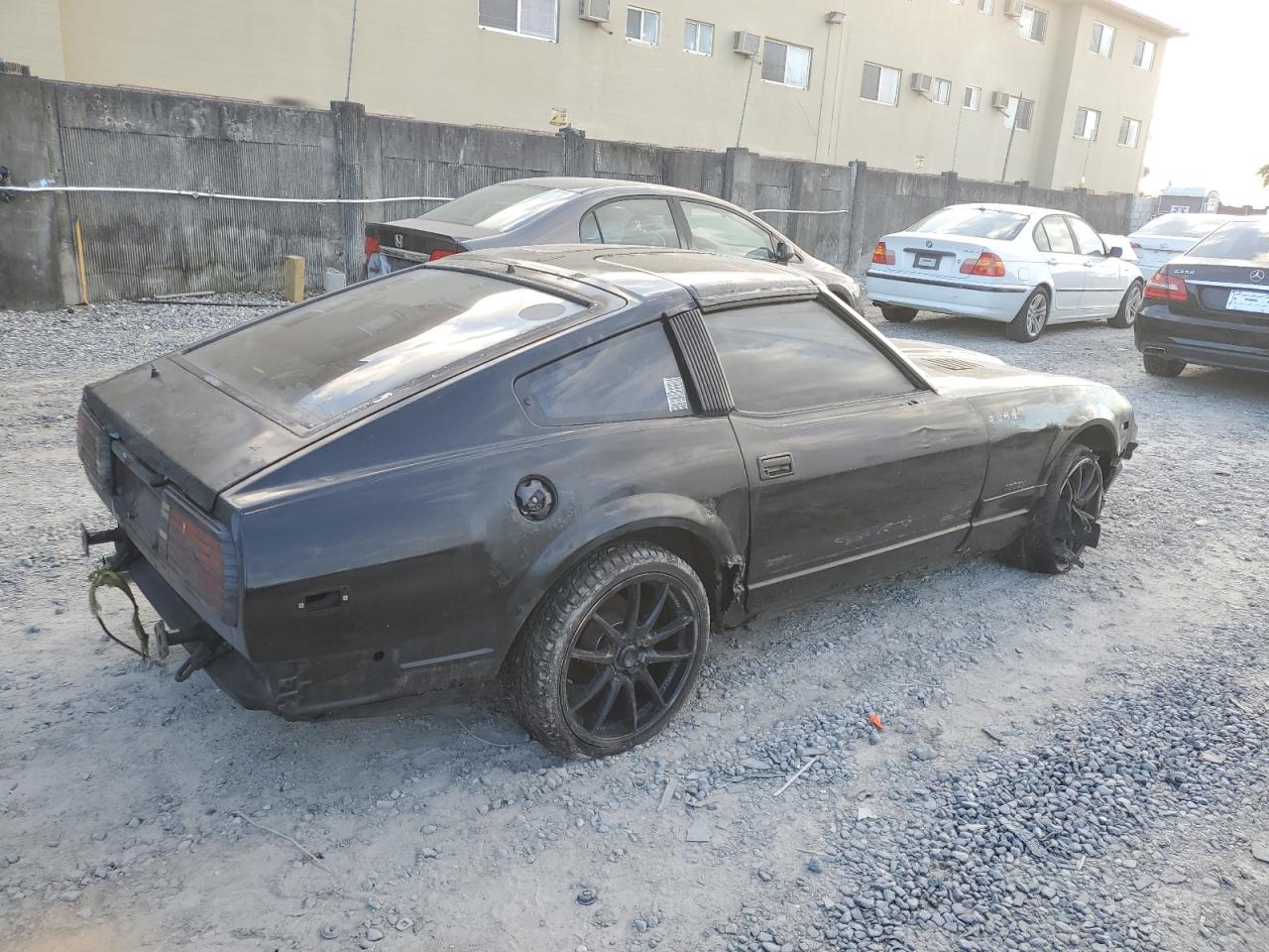 Obraz 3 z 1982 DATSUN 280ZX  1982 z VIN JN1HZ04S3CX450163