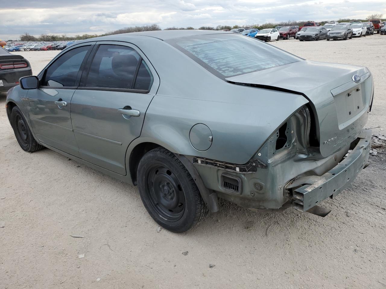 Image 2 of 2006 FORD FUSION SE 2006 with VIN 3FAHP07196R226551