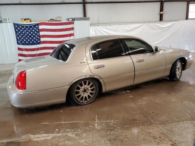 Image 3 of 2006 LINCOLN TOWN CAR SIGNATURE 2006 with VIN 1LNHM81V66Y646455