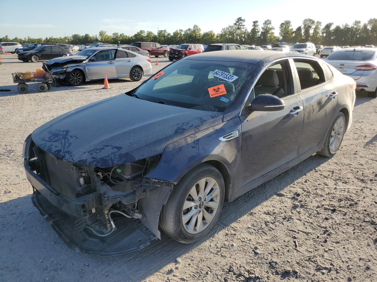 Obraz 1 z 2017 KIA OPTIMA LX 2017 z VIN 5XXGT4L39HG132395