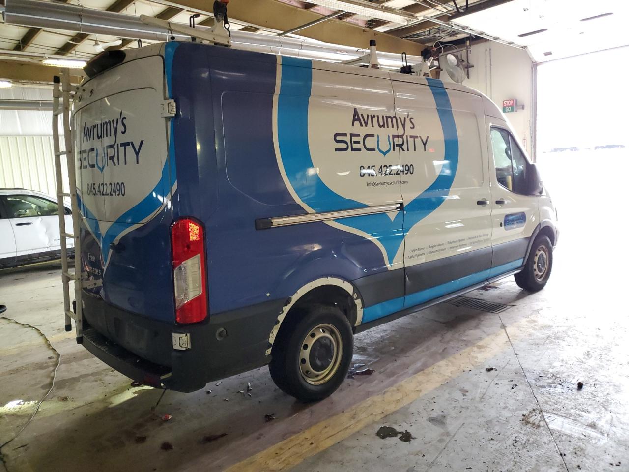 Image 3 of 2019 FORD TRANSIT T-250 2019 with VIN 1FTYR2CM1KKA61867
