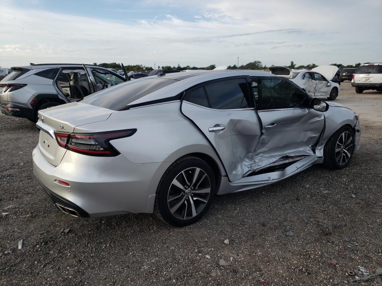 Image 3 of 2020 NISSAN MAXIMA SL 2020 with VIN 1N4AA6DV8LC376464