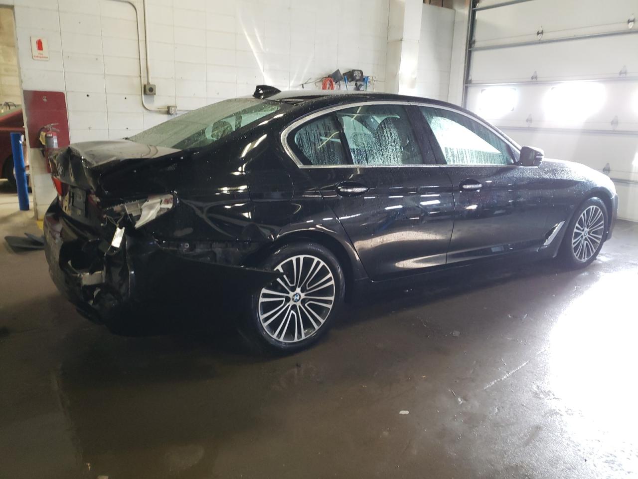 Изображение 3 2017 BMW 540 XI 2017 с VIN WBAJE7C34HG889583