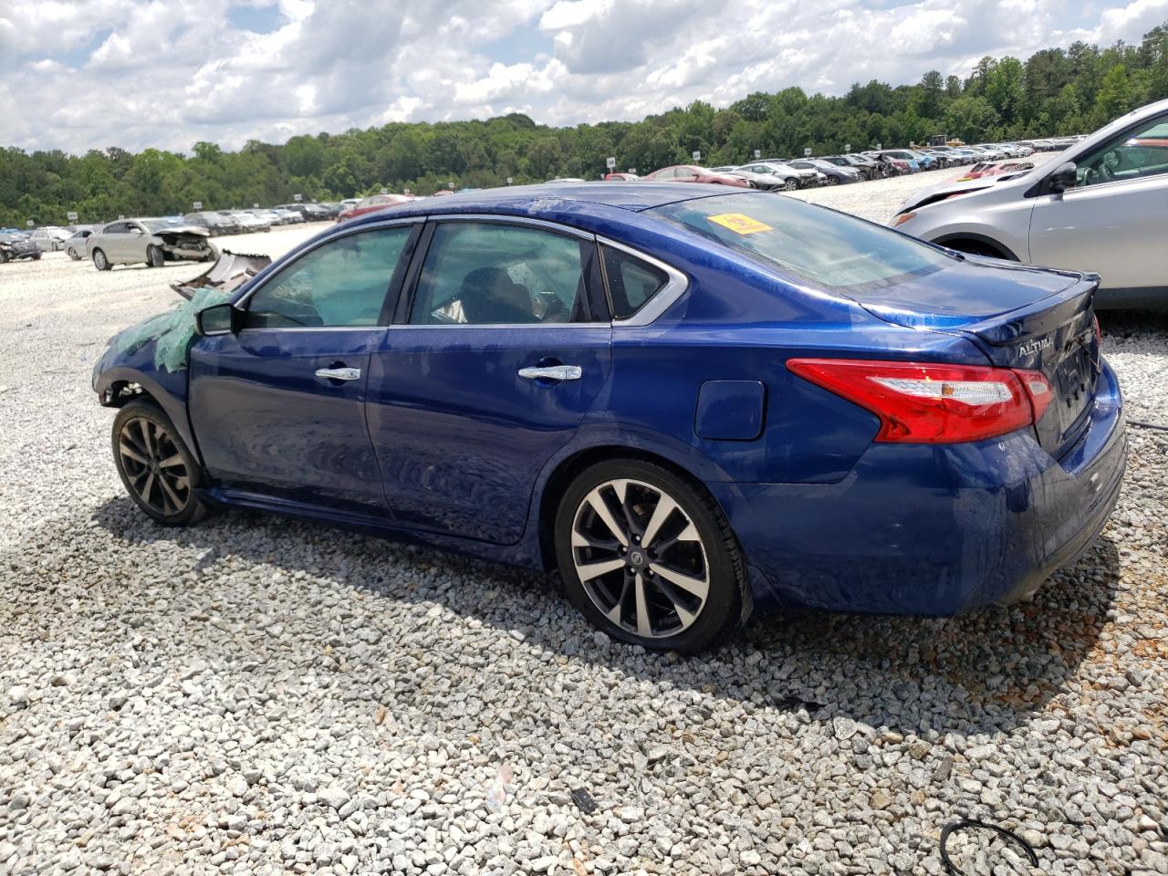 Image 2 of 2016 NISSAN ALTIMA 2.5 2016 with VIN 1N4AL3AP8GN380331
