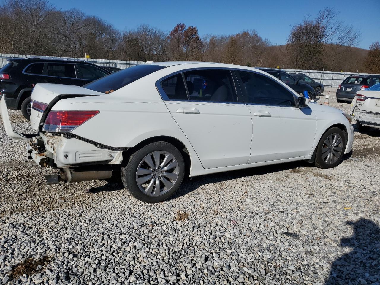 Image 3 of 2011 HONDA ACCORD EXL 2011 with VIN 1HGCP2F88BA125229