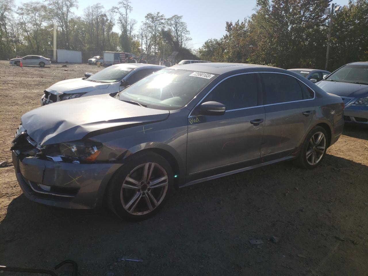 Image 1 of 2015 VOLKSWAGEN PASSAT SE 2015 with VIN 1VWBT7A37FC022714