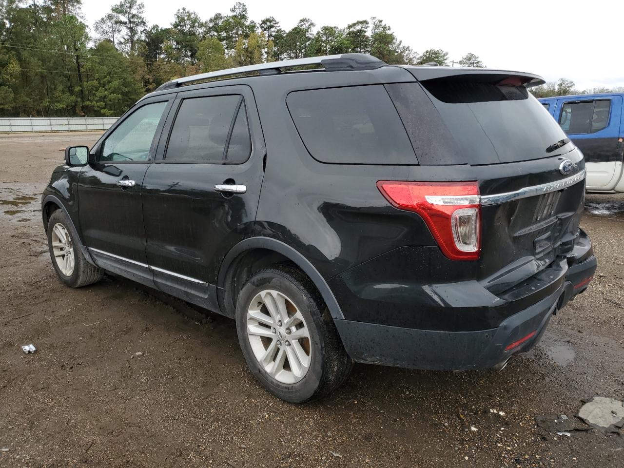 Image 2 of 2013 FORD EXPLORER XLT 2013 with VIN 1FM5K7D81DGC77578