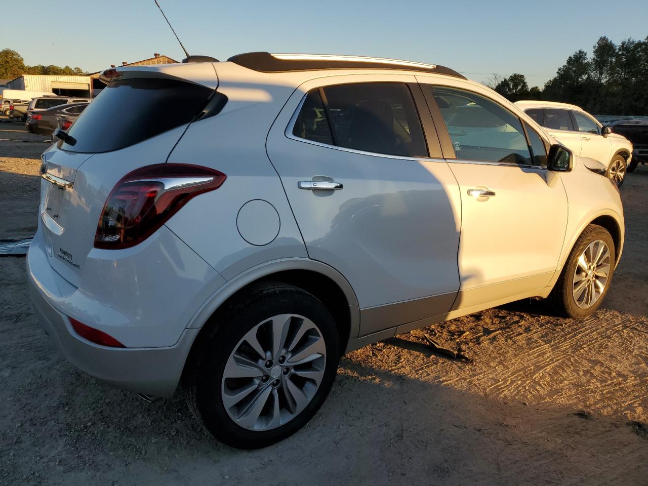Image 3 of 2020 BUICK ENCORE PREFERRED 2020 with VIN KL4CJASB7LB067468