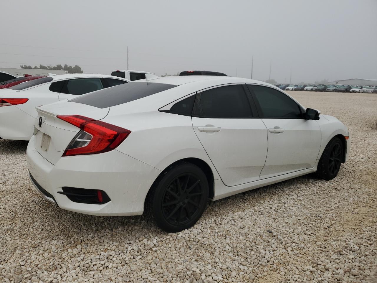 Image 3 of 2019 HONDA CIVIC EXL 2019 with VIN JHMFC1F70KX004098