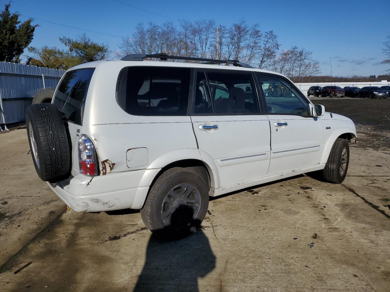 Image 3 of 2005 SUZUKI XL7 EX 2005 with VIN JS3TX92V554105222