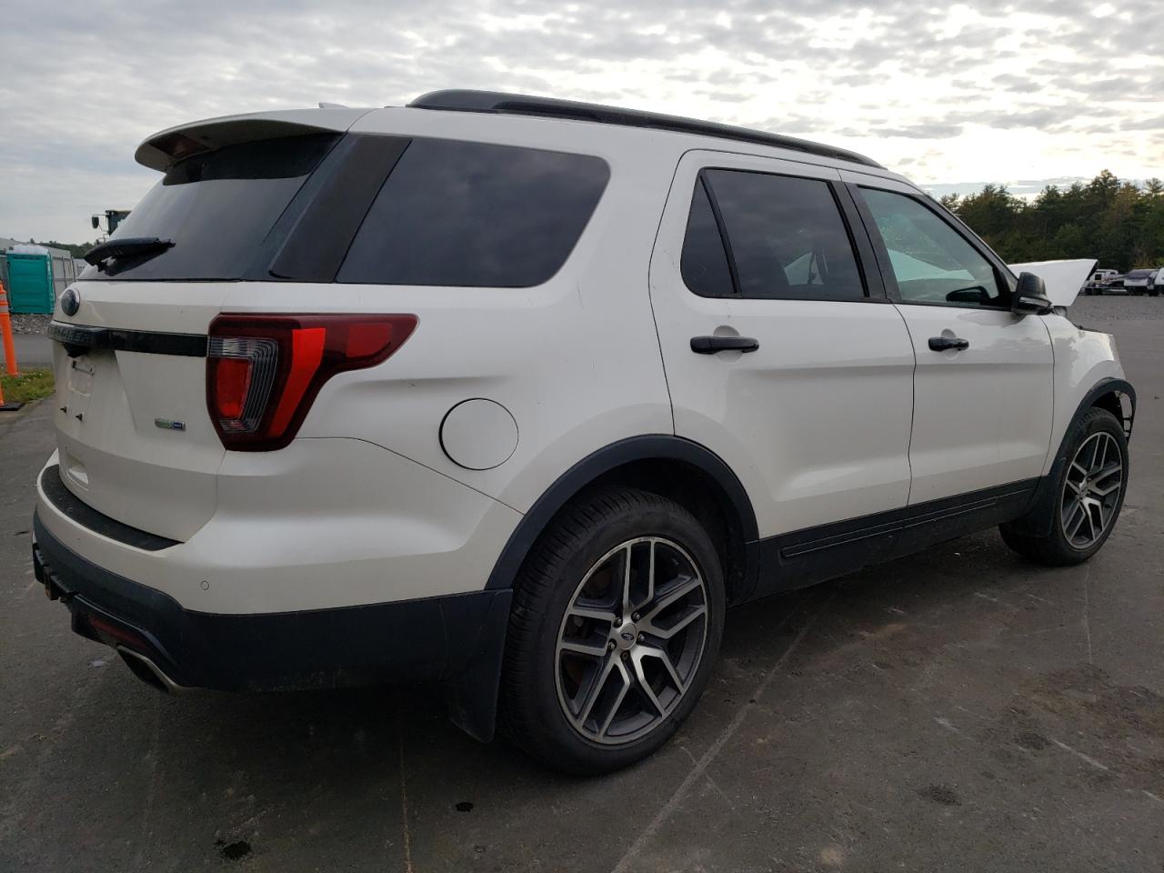 Изображение 3 2017 FORD EXPLORER SPORT 2017 с VIN 1FM5K8GT0HGB36870