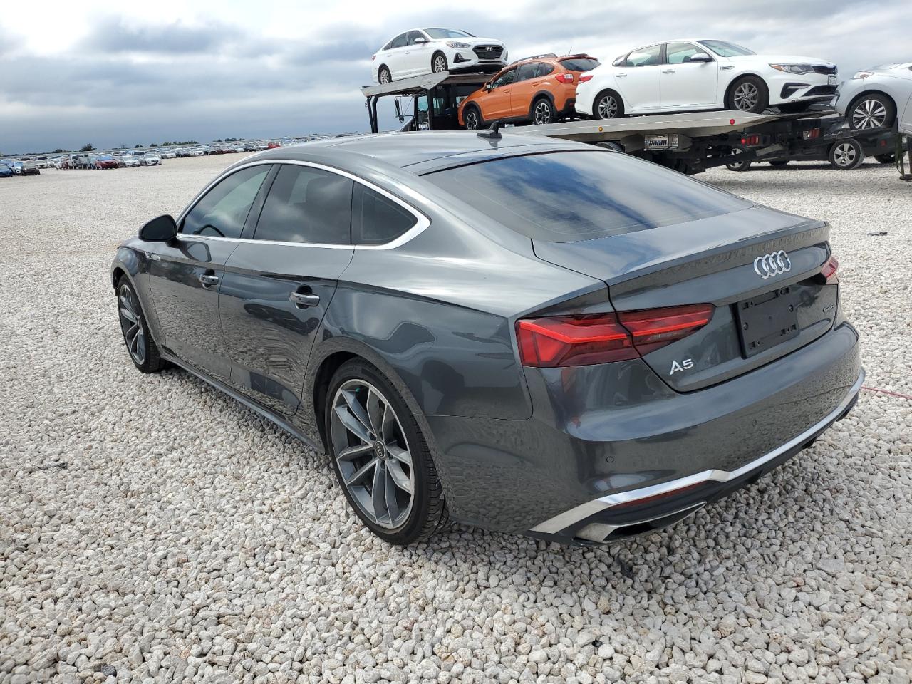 Изображение 2 2022 AUDI A5 PREMIUM PLUS 45 2022 с VIN WAUFACF51NA021000