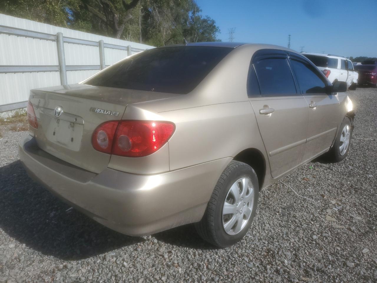 Image 3 of 2005 TOYOTA COROLLA CE 2005 with VIN 1NXBR32E45Z366225