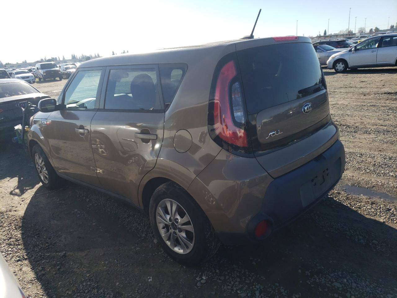 Изображение 2 2015 KIA SOUL + 2015 с VIN KNDJP3A57F7163935