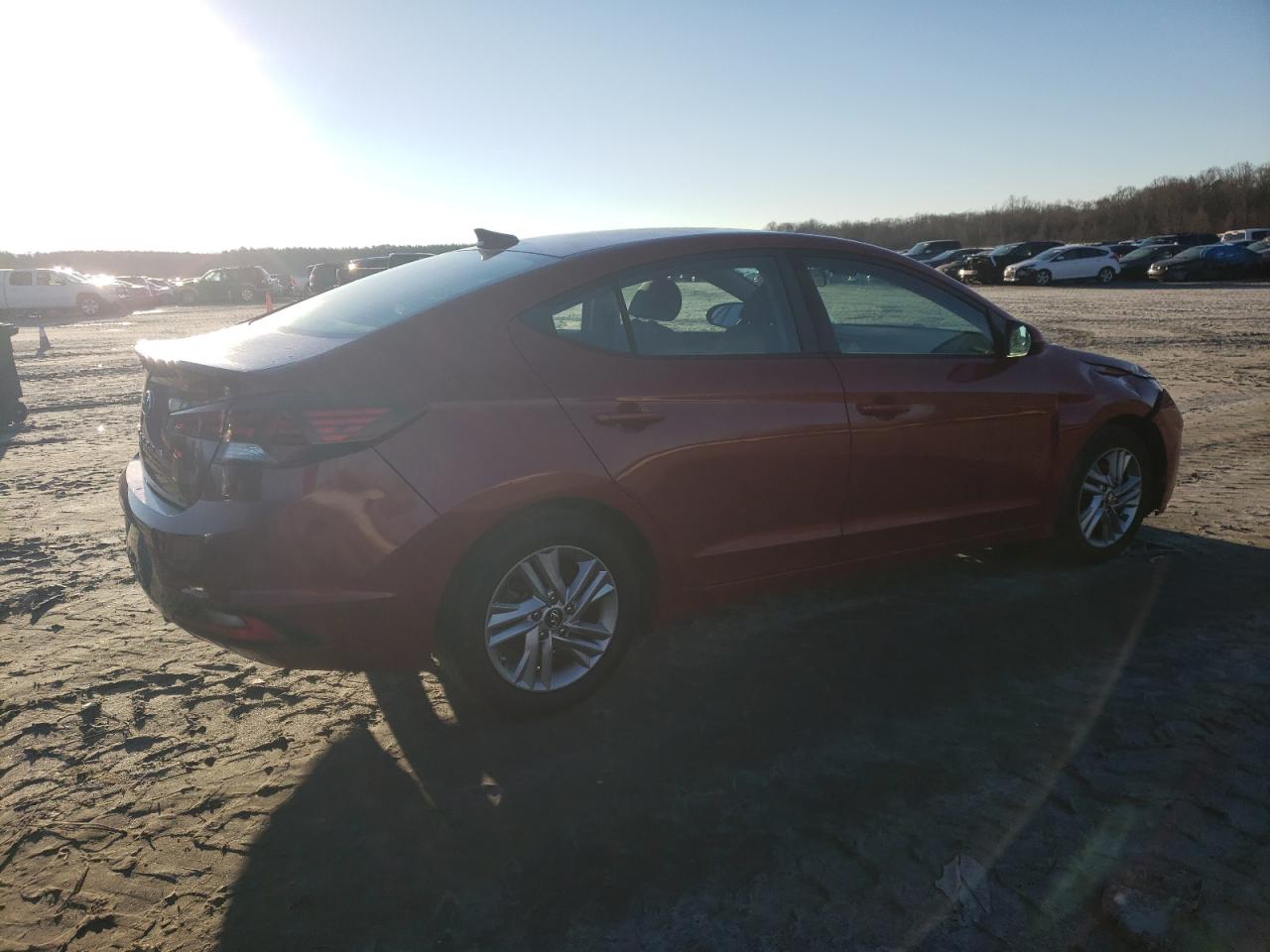 Image 3 of 2019 HYUNDAI ELANTRA SEL 2019 with VIN KMHD84LF5KU745688