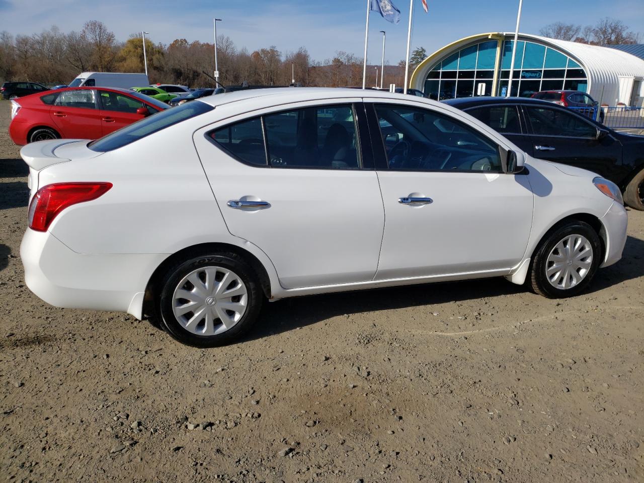 Image 3 of 2014 NISSAN VERSA S 2014 with VIN 3N1CN7AP3EL825191