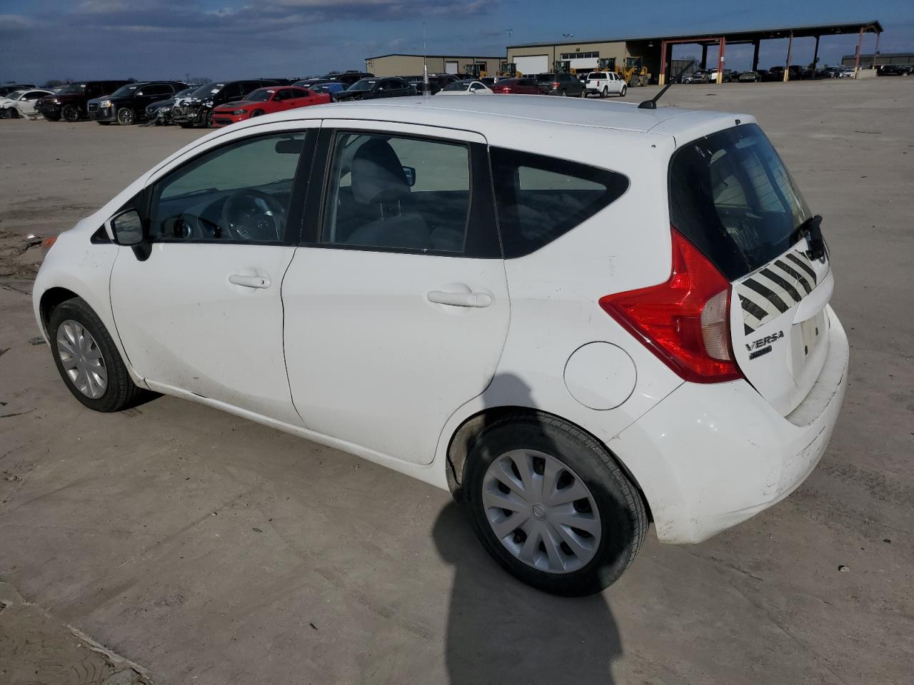 Obraz 2 z 2016 NISSAN VERSA NOTE S 2016 z VIN 3N1CE2CP4GL379202