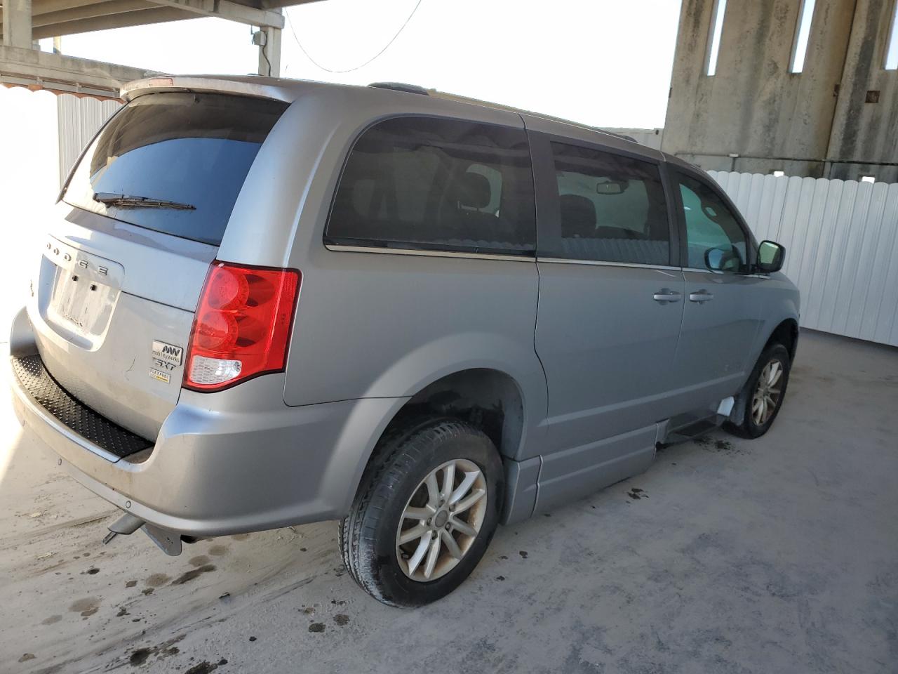Obraz 3 z Dodge Grand Caravan Sxt 2018 z VIN 2C7WDGCG0JR296356