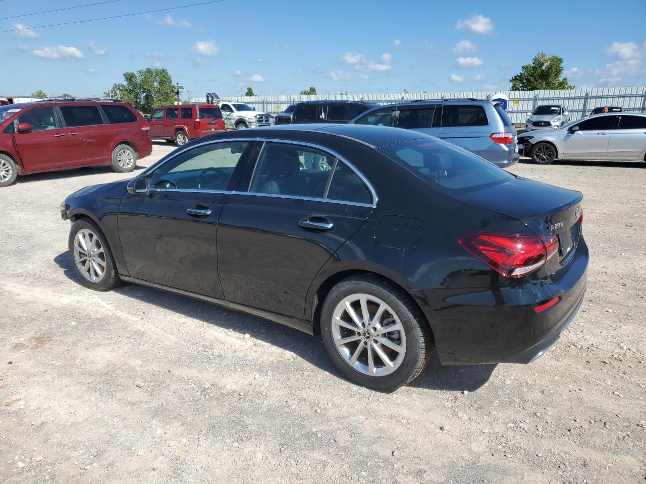 Image 2 of 2019 MERCEDES-BENZ A 220 2019 with VIN WDD3G4EB0KW032494