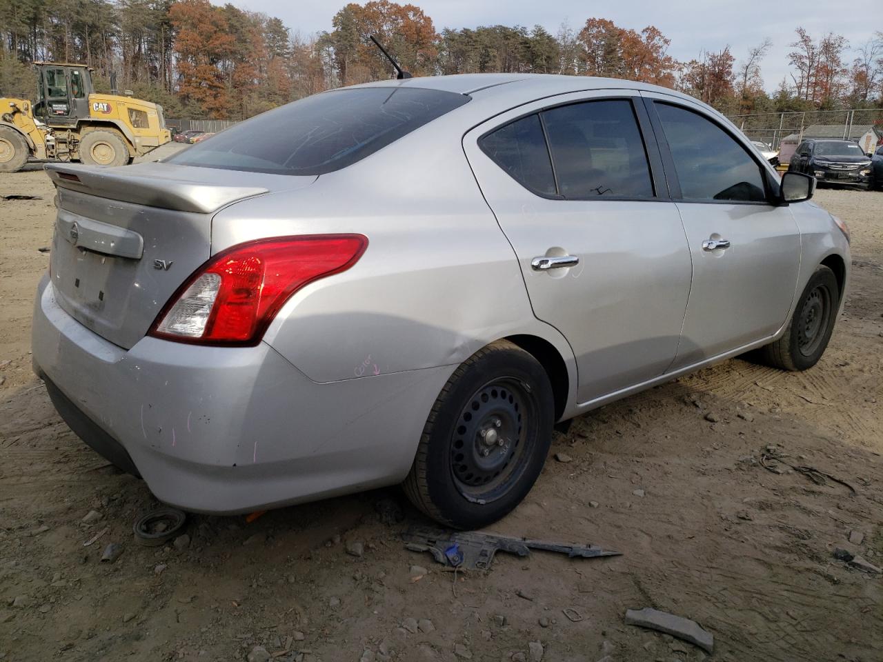 Image 3 of 2019 NISSAN VERSA S 2019 with VIN 3N1CN7AP1KL857357
