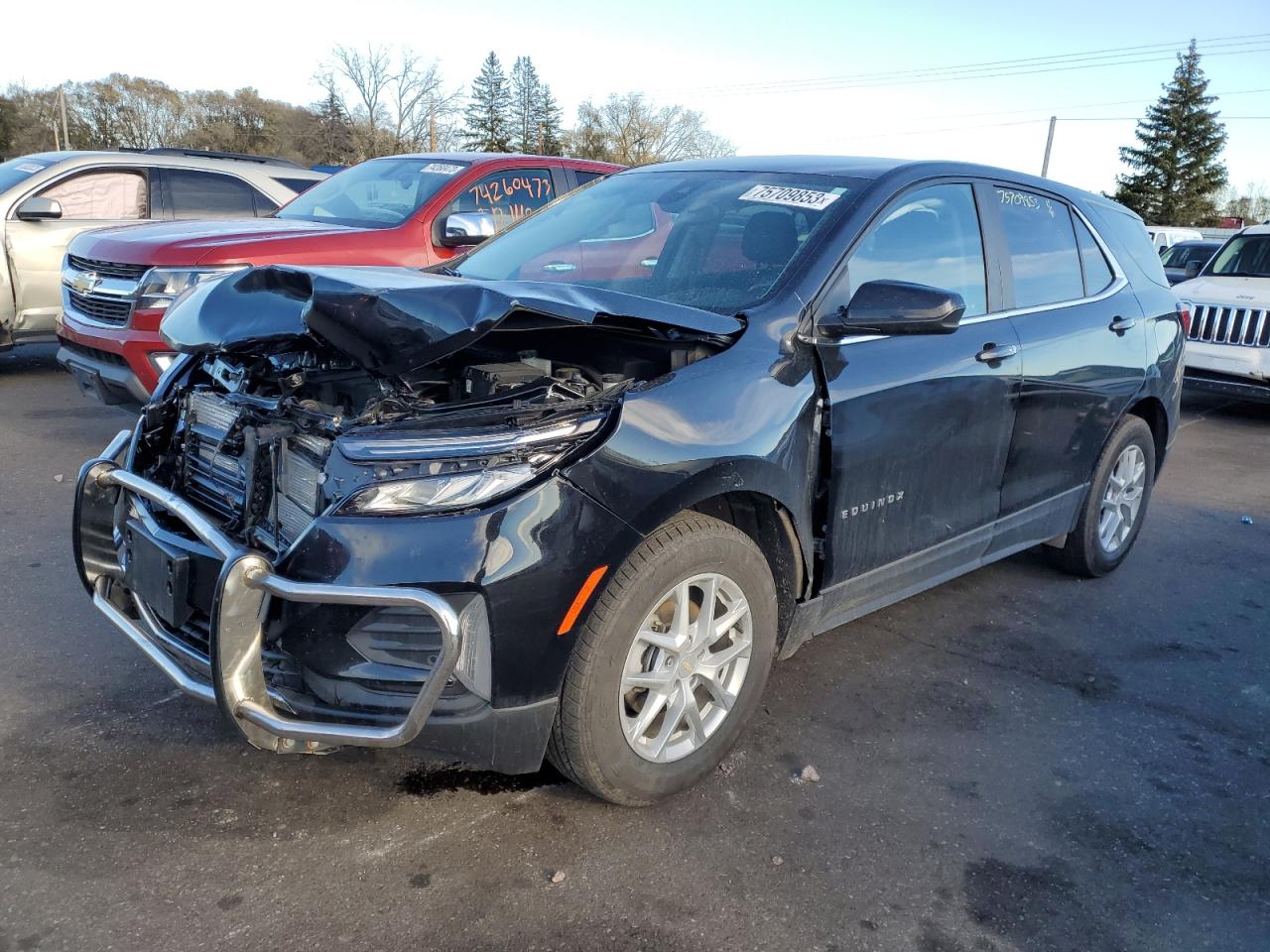 Image 1 of 2022 CHEVROLET EQUINOX LT 2022 with VIN 3GNAXUEV4NL111938