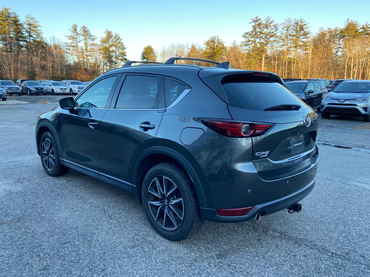 Image 3 of 2018 MAZDA CX-5 GRAND TOURING 2018 with VIN JM3KFBDM9J0302718