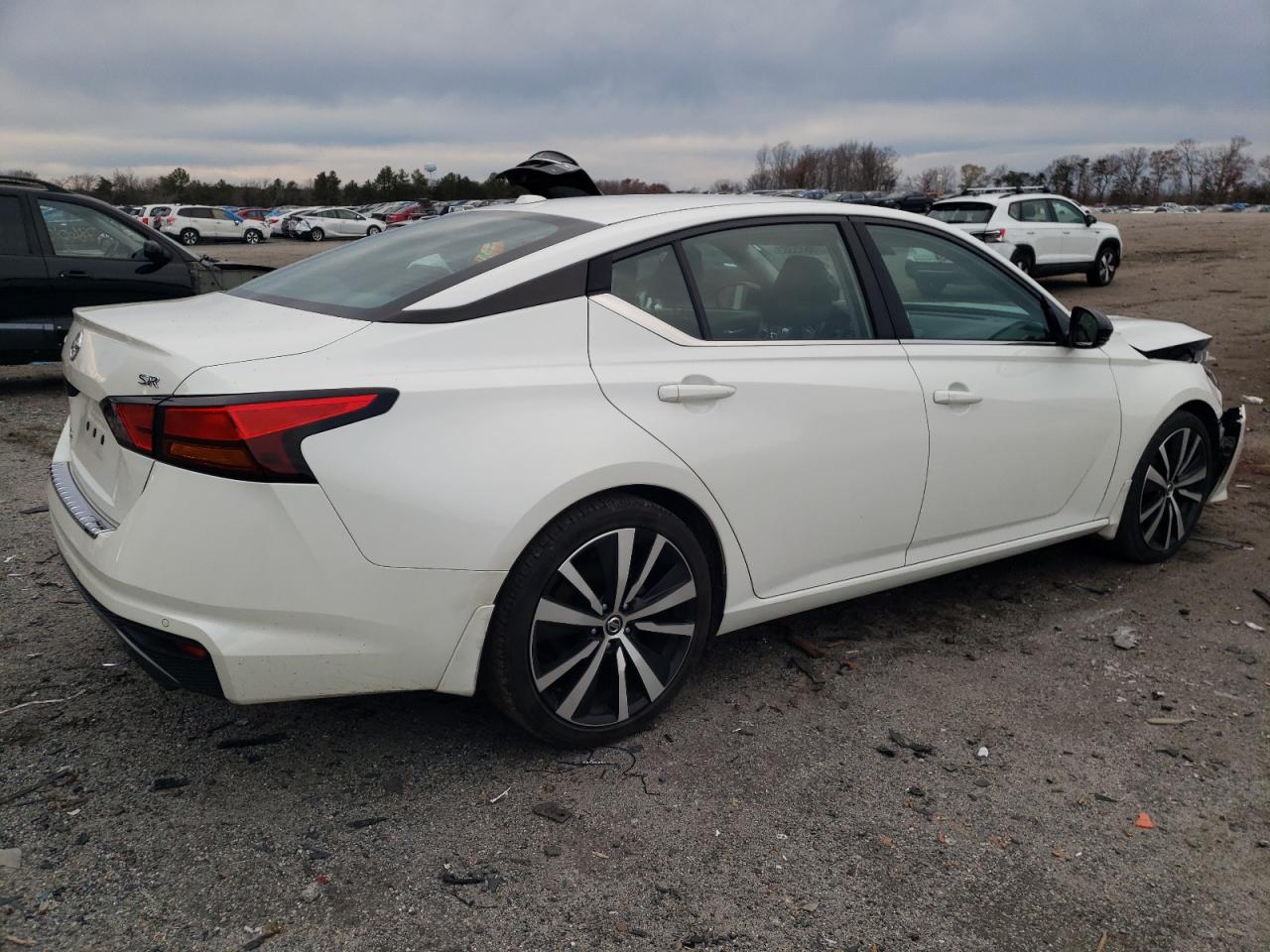 Obraz 3 z 2021 NISSAN ALTIMA SR 2021 z VIN 1N4BL4CV2MN379385