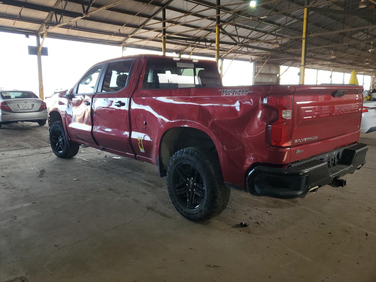 Изображение 2 2020 CHEVROLET SILVERADO K1500 LT TRAIL BOSS 2020 с VIN 1GCPYFEL6LZ211958