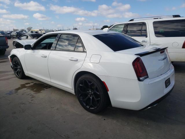 Image 2 of 2019 CHRYSLER 300 S 2019 with VIN 2C3CCABG1KH682801