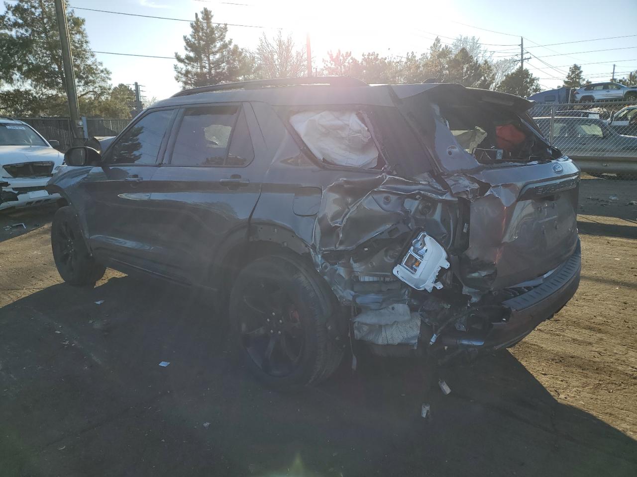 Obraz 2 z 2021 FORD EXPLORER ST 2021 z VIN 1FM5K8GCXMGA83184