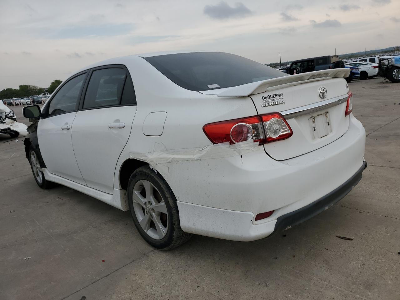 Image 2 of 2011 TOYOTA COROLLA BASE 2011 with VIN 2T1BU4EE6BC640148