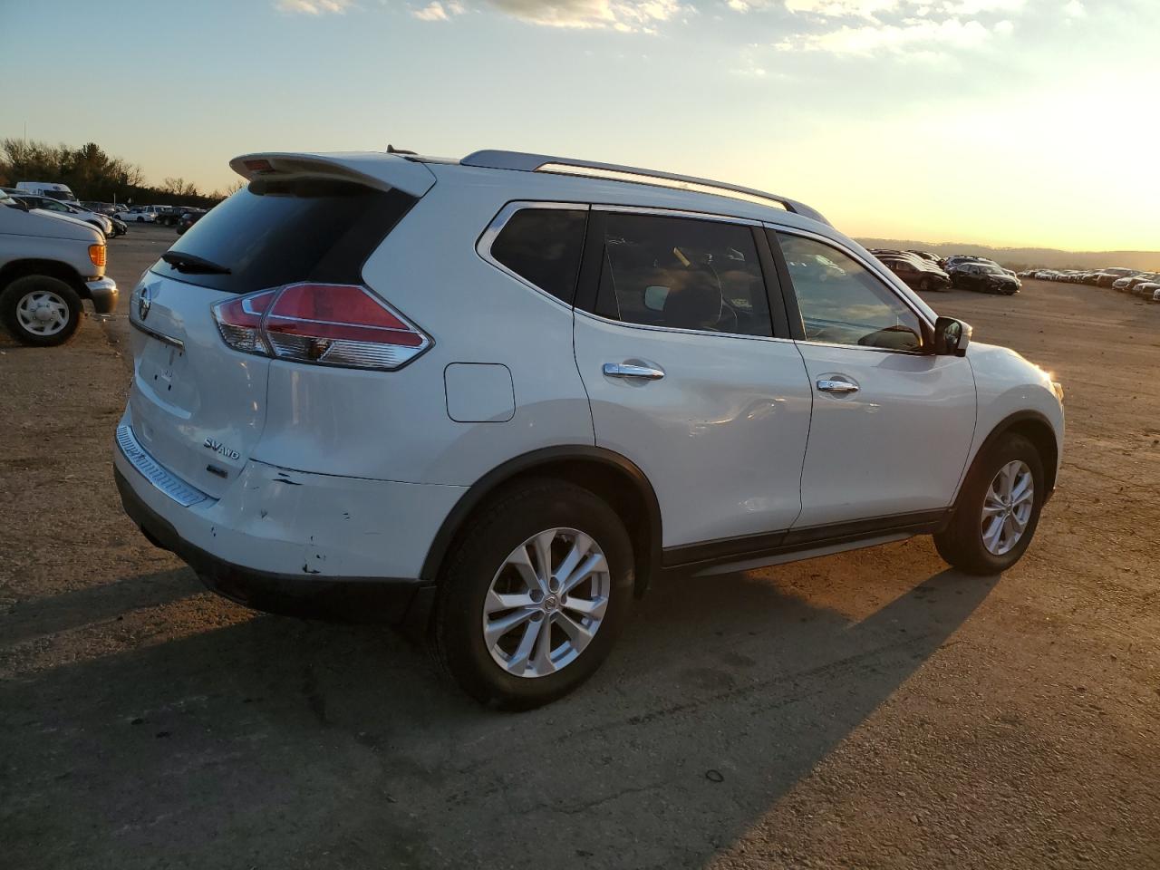 Image 3 of 2014 NISSAN ROGUE S 2014 with VIN 5N1AT2MV8EC802102