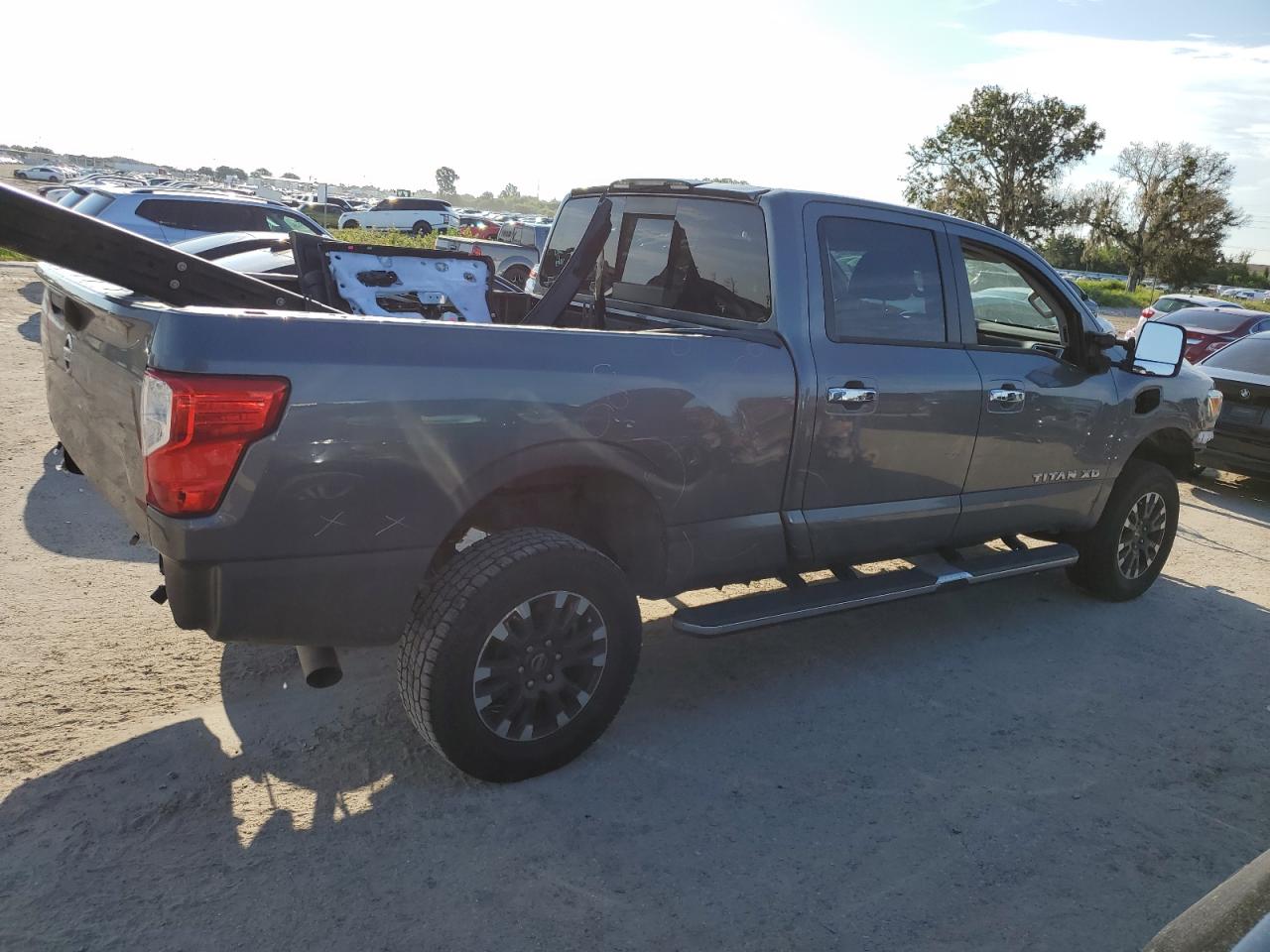 Image 3 of 2016 NISSAN TITAN XD S 2016 with VIN 1N6BA1F14GN517646