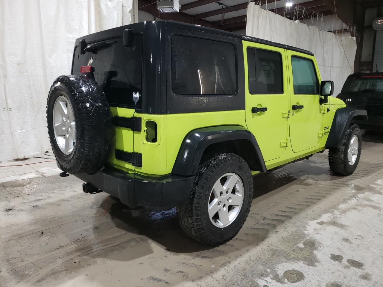 Image 3 of 2016 JEEP WRANGLER UNLIMITED SPORT 2016 with VIN 1C4BJWDG8GL325679