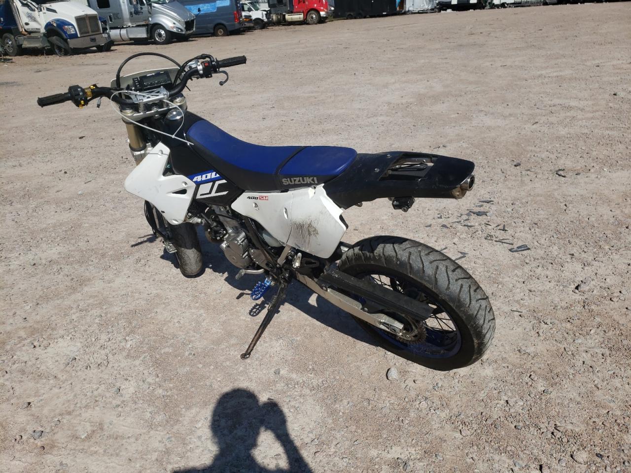 Obraz 3 z 2019 SUZUKI DR-Z400 SM 2019 z VIN JS1SK44A3K7101051