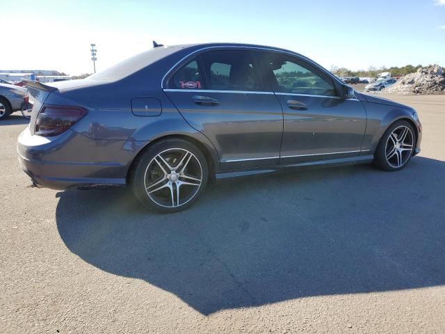 Image 3 of 2011 MERCEDES-BENZ C 300 4MATIC 2011 with VIN WDDGF8BB1BA500231