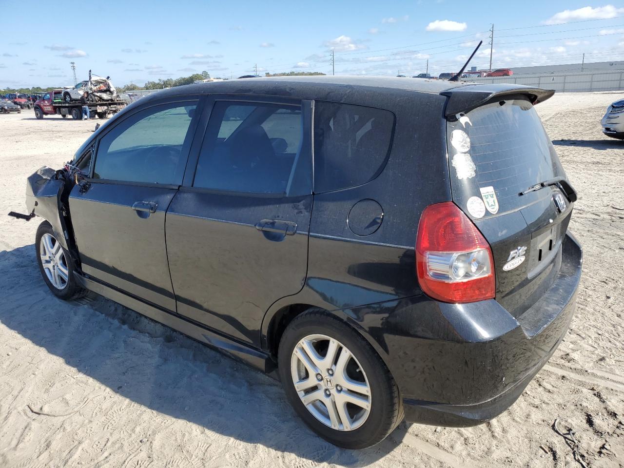 Image 2 of 2008 HONDA FIT SPORT 2008 with VIN JHMGD37658S049269