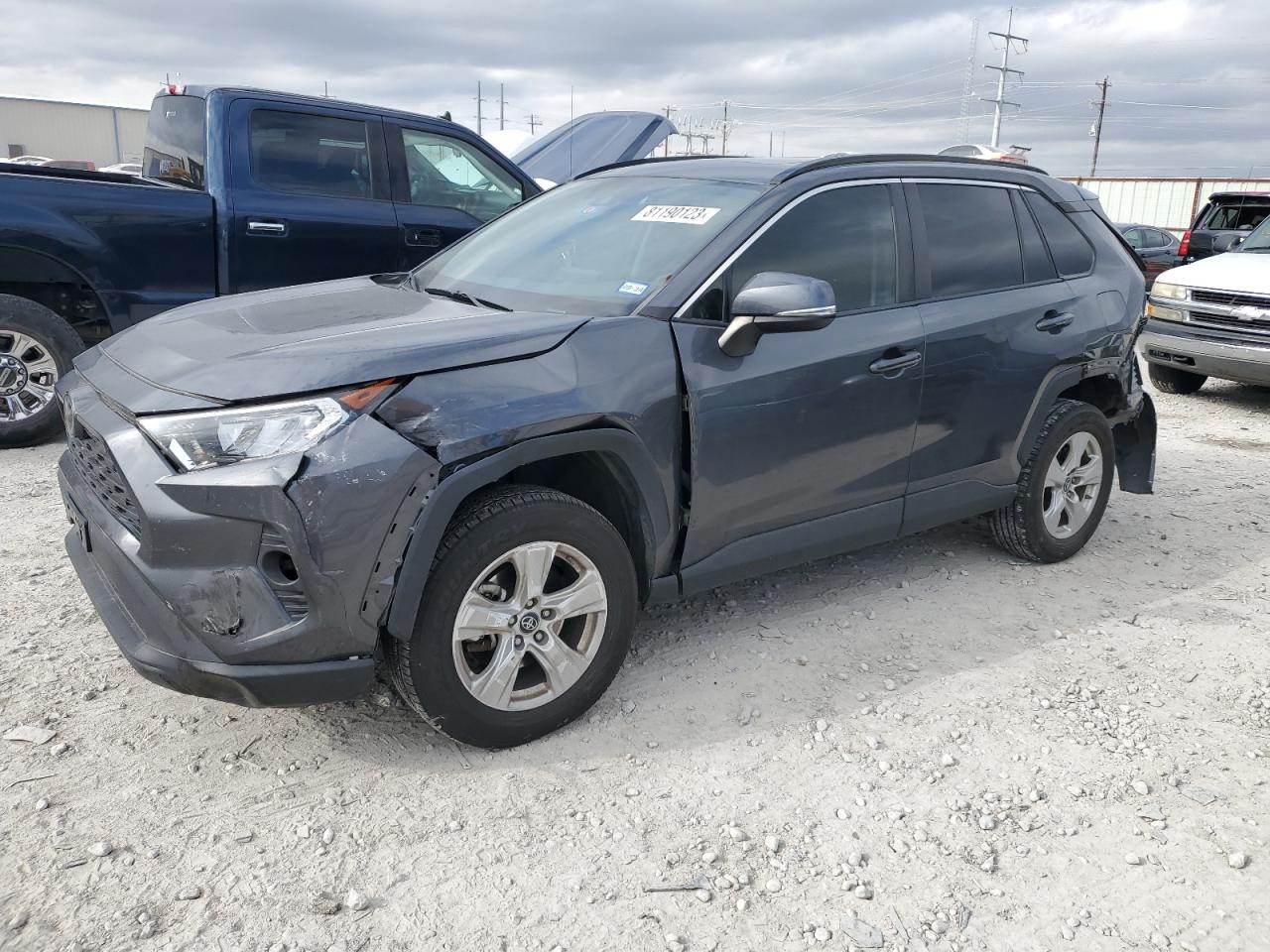 Image 1 of 2019 TOYOTA RAV4 XLE 2019 with VIN 2T3W1RFV5KC021263