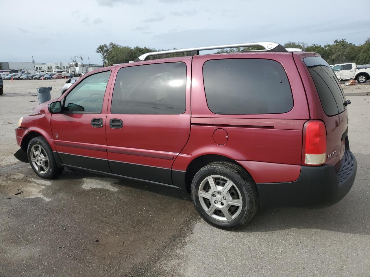 Изображение 2 2005 SATURN RELAY 2 2005 с VIN 5GZDV03L75D205063